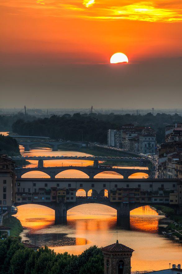 _Paisajes_'s tweet photo. Increíble atardecer en Florencia, Italia. http://t.co/Bee7EjeXVw