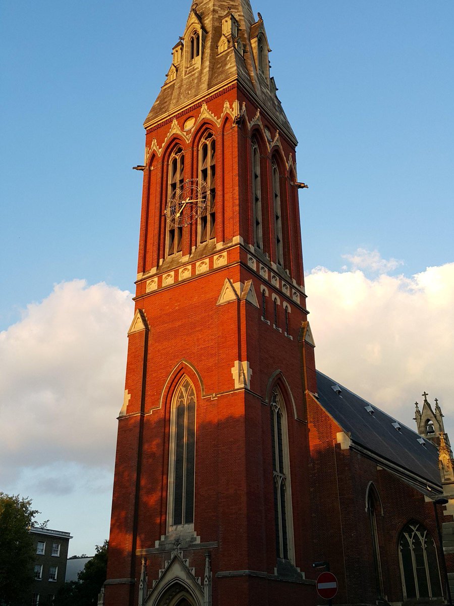 GlobalHouseSE1's tweet image. What #beautiful #Colours that #wintershine in #oval #london