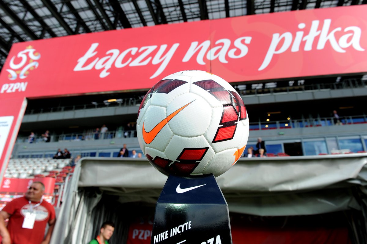 LaczyNasPilka's tweet photo. Obejrzyj hit Ekstraligi kobiet! Górnik Łęczna podejmuje AZS Wrocław! Zapowiedź na ŁNP: https://t.co/zJWj2Dzjyr http://t.co/7lvwmwdum7