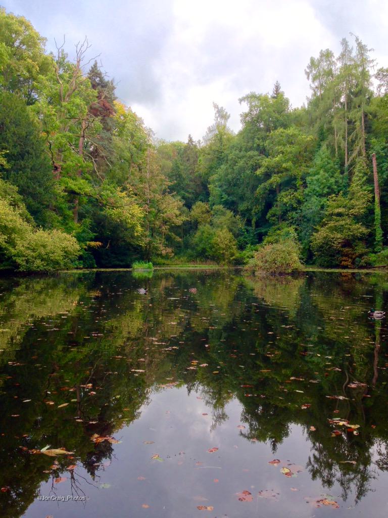JonCraig_Photos's tweet photo. . @nationaltrust 's #AbbotsPool looking rather lovely &amp; #Autumnal but be careful near the waters edge! :) #booter http://t.co/tj68dzJHmF