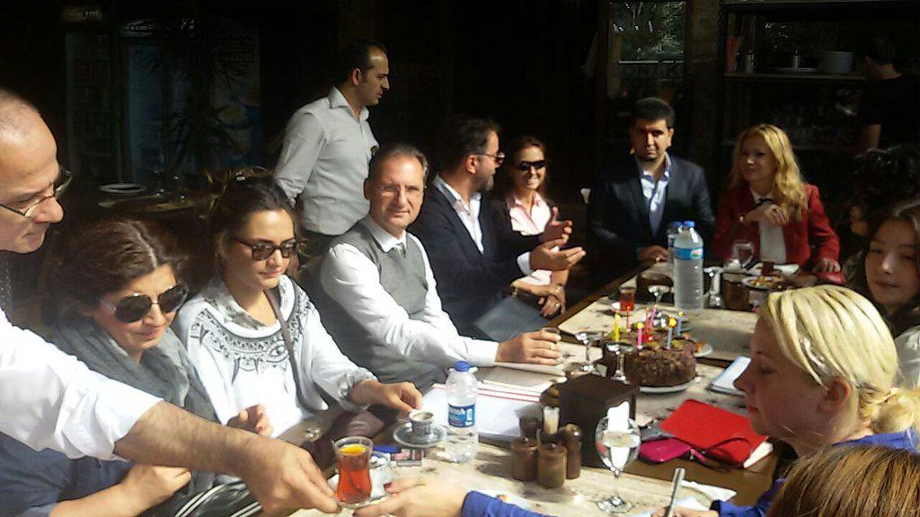 Tekstil ve Moda Tasarimi Bölümü dinamik kadrosuyla yeni döneme merhaba toplantisini yapti✌<a href="/sohretak/">Doç.Dr.Şöhret Aktepe Dal</a> @HalicUni1998