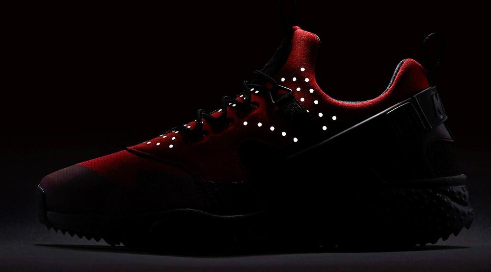 ComplexBets's tweet photo. New Huarache Alert http://t.co/fyyEIxvhGq http://t.co/RmS5i5YgL4