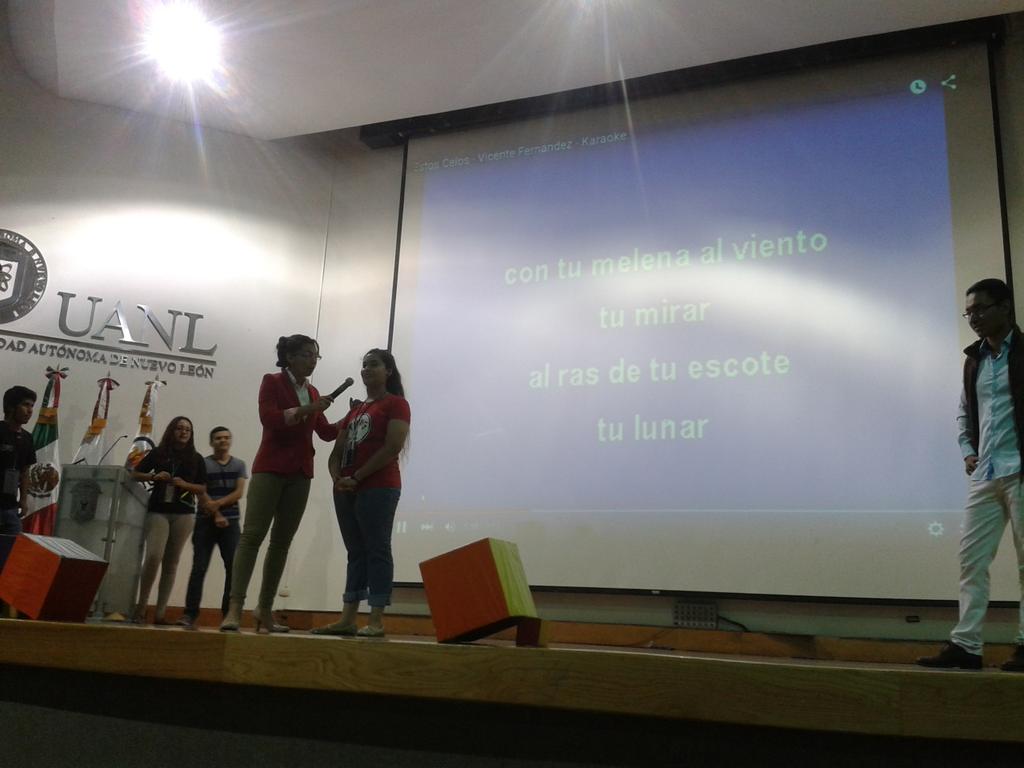 andreasdfghjk's tweet photo. Pitch Perfect mexicano solo en #Cubes #CIG15 http://t.co/DfyYxA52K8