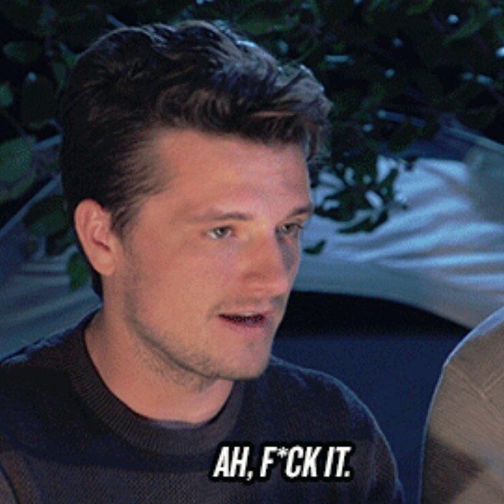 THGShootStr8's tweet photo. #CampMockingjay http://t.co/setRaLAmHF