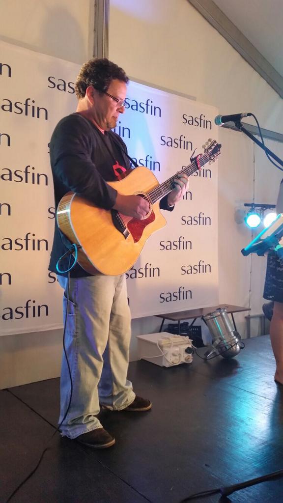 <a href="/WendyOldfield/">WendyOldfield</a> &amp; Tigger absolutely rocking #SasfinPlettWineFest - will you be here tomorrow?