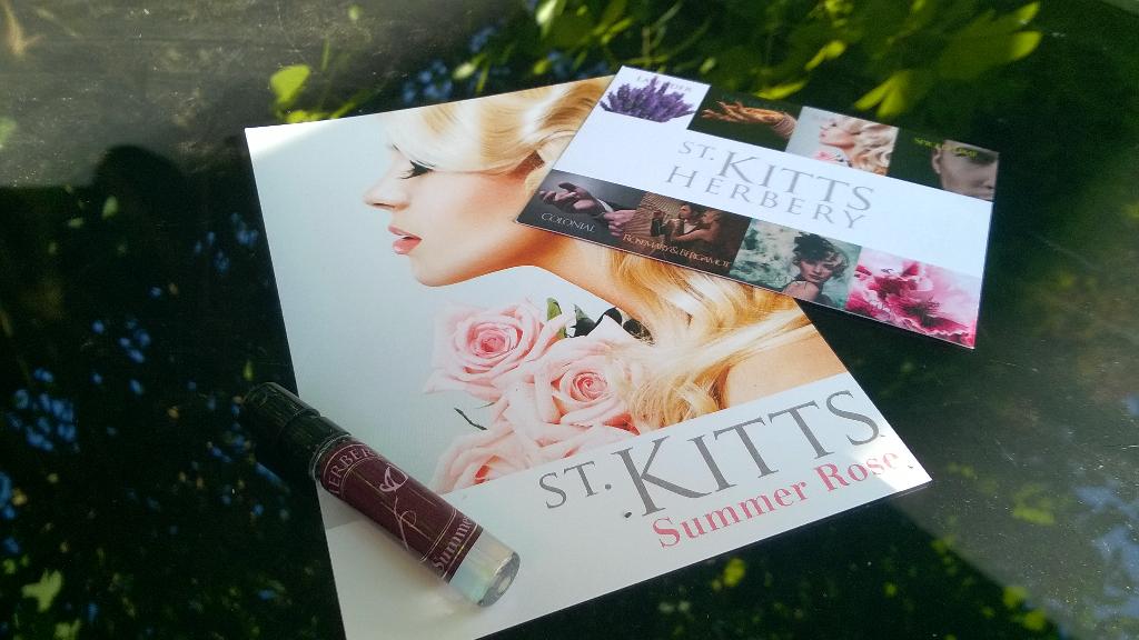 Over_A_Cuppa's tweet photo. Sunny day & this gorgeous scent from @StKittsHerbery is lifting my spirits further! Gorgeous! #Blogonwin http://t.co/FaNiiA7PXJ