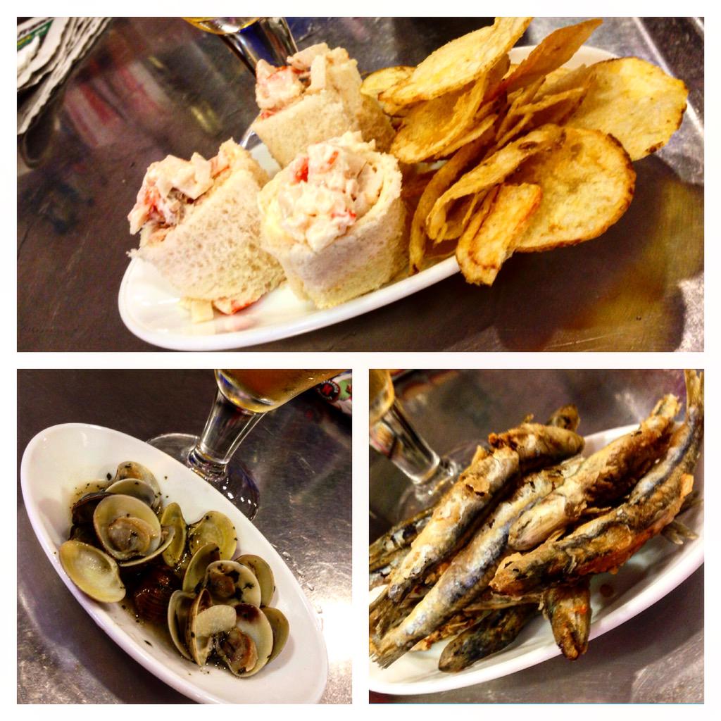 jordisarda13's tweet photo. Avui era dia de peix i "chuchi" sevillano com diu el Vito
#divendres #BarMadison #Tapes #Cerveza #Amics #tradicions http://t.co/ccjwgdxcSb
