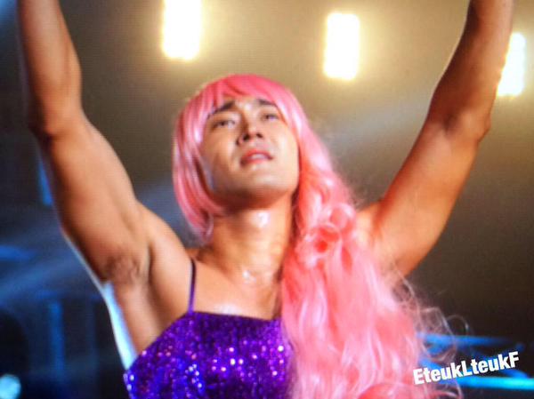 bluesherbet_'s tweet photo. คนดู #SheWasPretty ที่ไม่ใช่เอลฟ์ชอบถามว่าชีวอนเค้าเพี้ยนได้ขนาดนี้เลยเหรอ บอกเลย ที่เห็นในละครยังน้อย ตรูนี่ดูมา10ปี http://t.co/hDB0tLMwsn