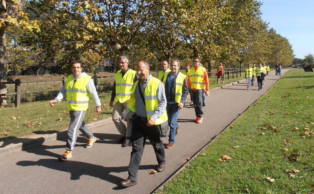 ArcelorMittalES's tweet photo. Caminata por la #Salud desde la factoría de #Aviles hasta el Centro Niemeyer #HAP2015 http://t.co/ryUyRAWNA6
