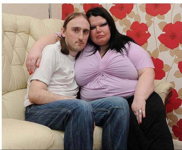BremaudCindy's tweet photo. Camille j'ai la preuve que tu as trompé Baba avec David Guetta 😄😄😄 #enfantdestars @CamilleCombal http://t.co/FSyQFQ8n9b
