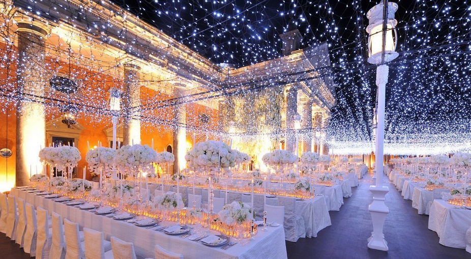 Want your big day to have the WOW factor? huff.to/1RtCyoa <a href="/HuffPostWedding/">huffpostwedding</a> #wedding