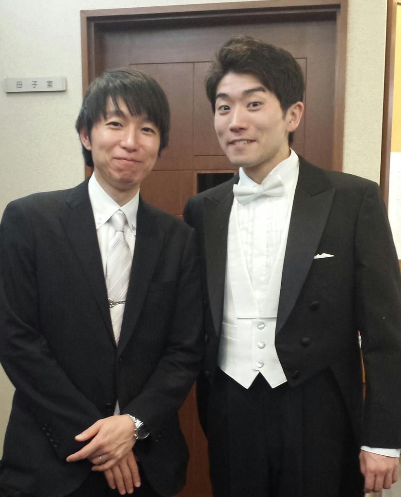 伊東光介 作曲家 即興演奏家 V Twitter 井口達さんのリサイタル 大盛況で終演しました 伊東光介の二重唱 突っ張り棒の歌も 素晴らしく仕上げてくださり 大盛り上がりでした テノールの井口理さんも ピアニストの北澤郷子さんも大変素晴らしく 感謝感謝です