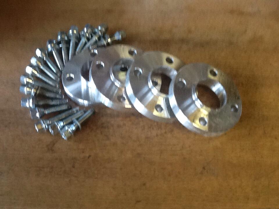 autosalvsrch413's tweet photo. A gold Peugeot 307, wheel spacer kit for the french cars, full and half leather interiors and real wood trims http://t.co/r7Wfgi8PB8