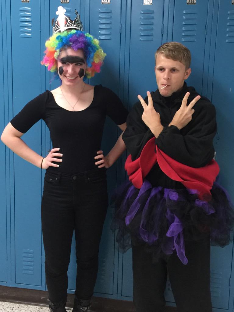 NIHFHS's tweet photo. "ITS HELGA!!!" Wait is that Arnold "ohhhh Arnold" ππ #heyarnold #spiritweek15 http://t.co/kMKYdXlUsG