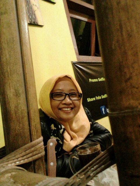 LazuardyAlhamid's tweet photo. @iga_samnawi http://t.co/dq7ddTZa30