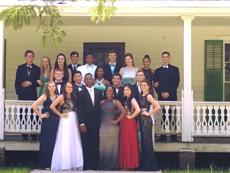 UCChristians's tweet photo. #UCSHC2015 in full swing. Meet our 2015 Homecoming Court and join us tonight at 7:30 for crowning of King/Queen. http://t.co/fUwufDZOGm