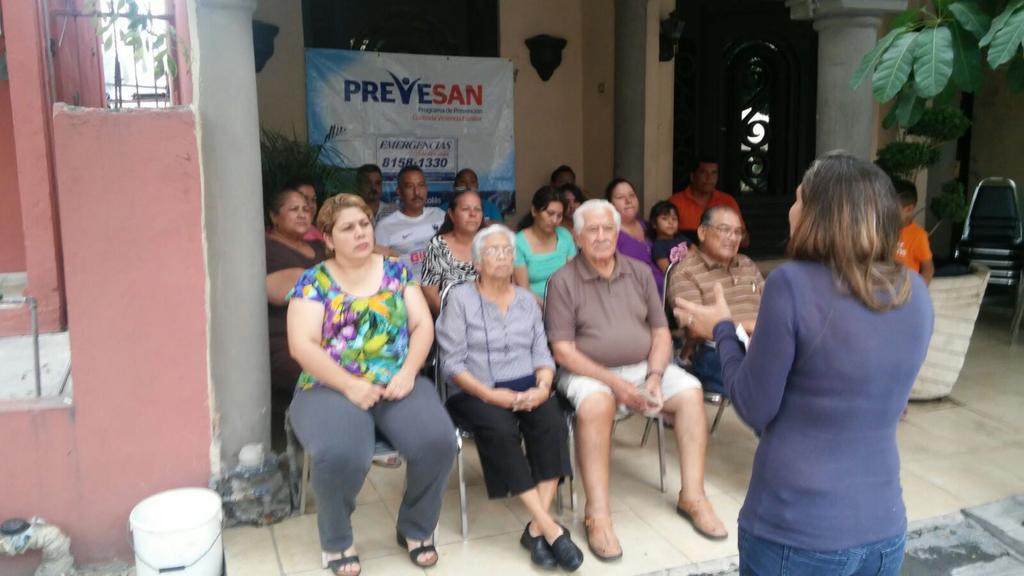 omar_perez78's tweet photo. Pláticas de Prevención Familiar PREVESAN, Col Unidad Laboral 3° Sec @PedroSalgado_A @jorgefgarza @Cicmty @PREVESAN http://t.co/3d3BIb7Iko