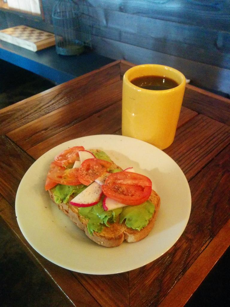 NOLAvangelist's tweet image. Powering up for a busy #NOLATechWeek day with breakfast at @ChurchAlley. Yum! #NTW15