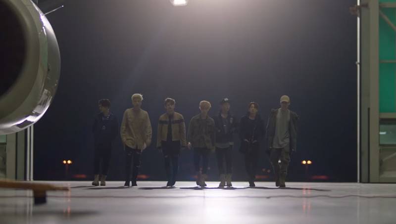 Ikon are full of charms behind-the-scenes of their 'airplane' mv and ...