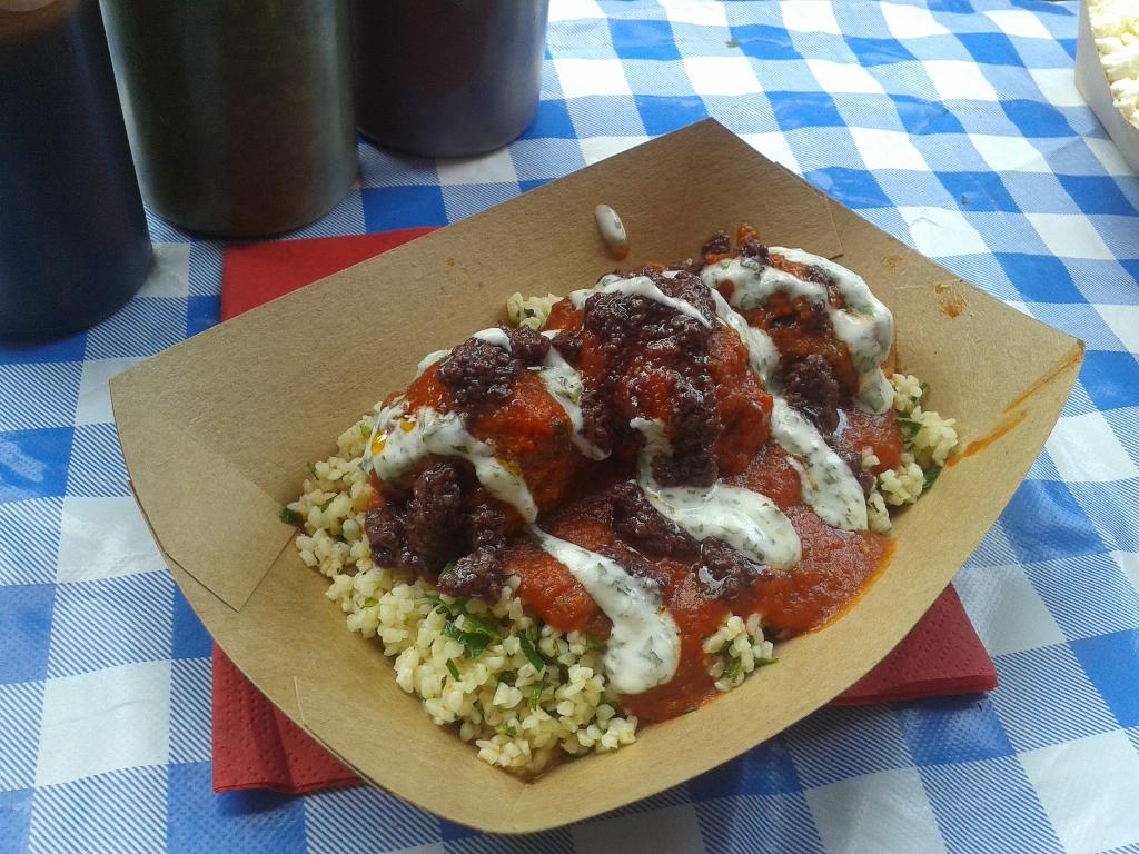 Meatheads_balls's tweet photo. Grab our #tastyballsofmeat from 5.30pm @DigbethDiner lets get #Saucy http://t.co/zWocIs9yl3