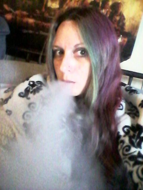 vapemerch's tweet photo. RT catrawkssocks: #Vape #notblowingsmoke #thisCatlovesClouds #girlsthatvape #showmeyourcloud #everydayisavapeday #… http://t.co/KsY0R5MvSB