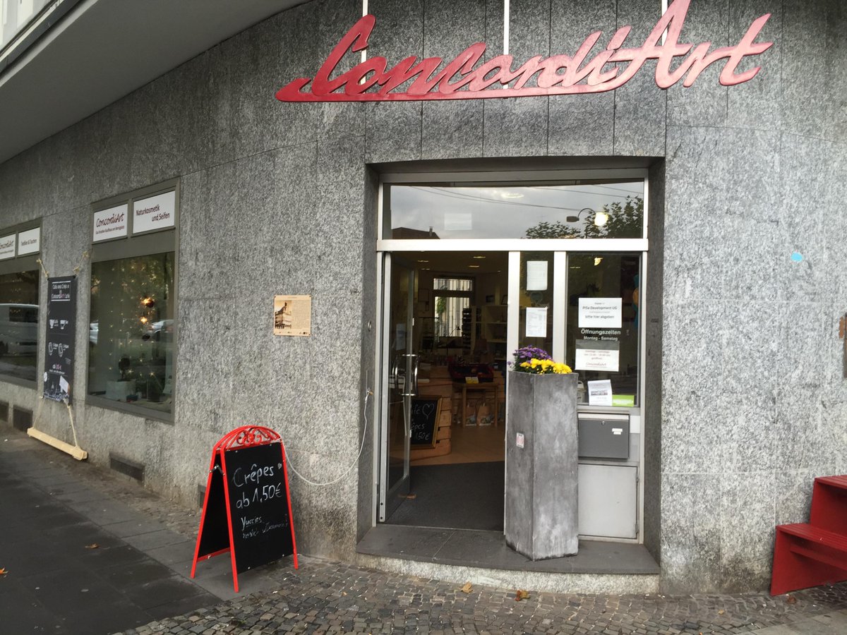 PiSaDev's tweet image. #Einfachnurlecker #Crepes #Crepespause #Borsigplatz #Concordiart #Ruhrpott #Dortmund