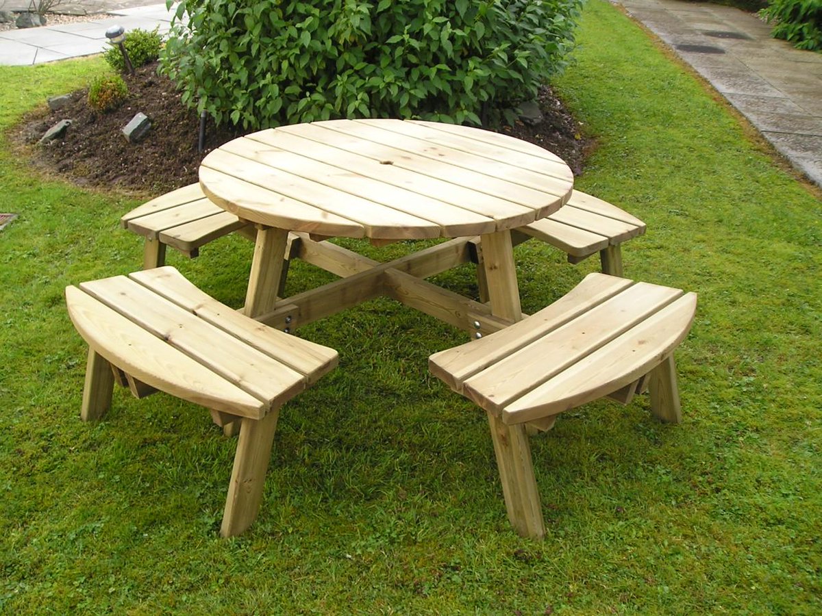 jsmithfencing's tweet image. Happy Friday!
Round Picnic Table
Usually £195, NOW ££155 + VAT
Come flat packed but have 1 ex display