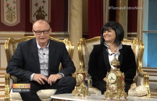 EntreNosEnlace's tweet photo. Ahora por @enlacetv los pastores @AndresCorson y @RocioCorson contándonos su historia [http://t.co/pVtsFEB9JE] http://t.co/Vwkhda5KRe