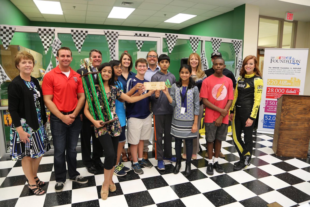 Lorene_King's tweet photo. Thanks #NASCAR #NASCARAccelerationNation for supporting @NASCAR_fdn #PITCrewProject winning team @RandolphRaiders! http://t.co/HSE8vp60nB