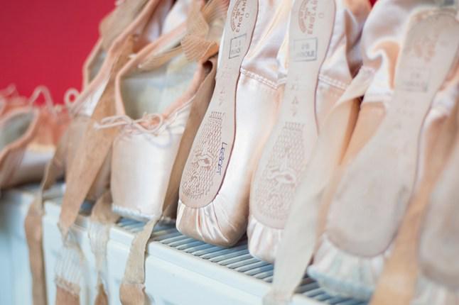 BritishVogue's tweet photo. Diary of a Ballerina: Northern Ballet Premier Dancer Martha Leebolt opens her photo diary http://t.co/JpqhUdif8A http://t.co/ejoxcZjdHR
