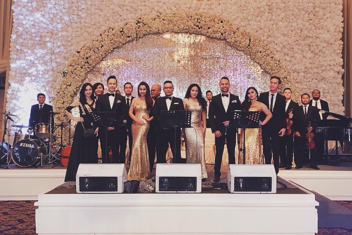 @HotelMuliaAndrewLeeMusicEntertainment