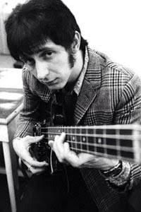 Happy birthday John Entwistle <3 
sem dúvidas um dos meus baixistas favoritos! 