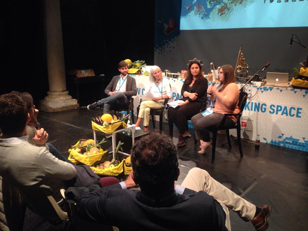 garesiovini's tweet photo. RT @d_castagno @streetwine IF2015 tracciabilità per tutelare la qualità #food #wine @internetfest http://t.co/cFuFNi2iQW