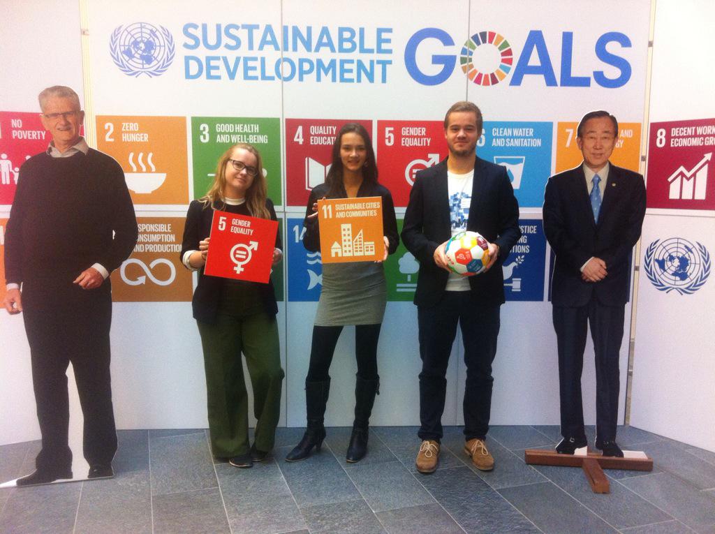 DanishMUN's tweet photo. Happy #DanMUN volunteers at this year's #UNCityculture night at @UNCityCPH http://t.co/7OJIuysaTk
