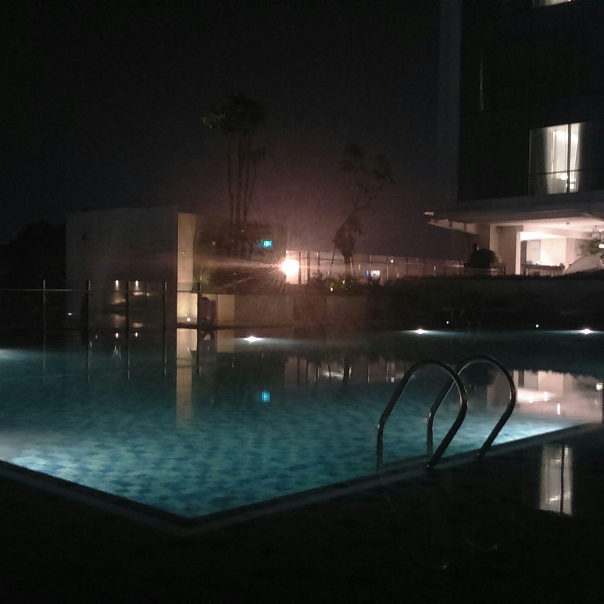 whackybooth's tweet image. Preparing for the event 
#photobooth #funphotobooth #instantlyfun #Whackybooth #crowneplaza #crowneplazahotel#bandung