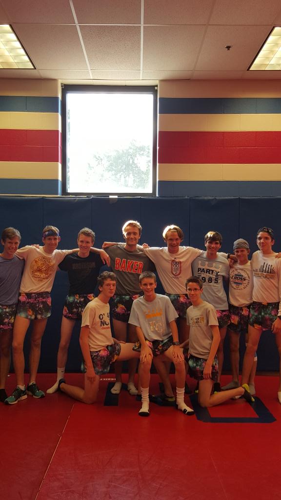 zanjohnson2's tweet photo. #GalXC Friday going two years strong @MyBOAUSA @RunWithTheHouse http://t.co/2h47diiXQd