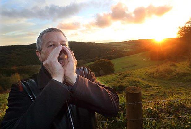 WMNNews's tweet photo. 'An evening with a difference': World #Bolving Championship announced for #Exmoor http://t.co/xDBYQSJQqp @ExmoorNP http://t.co/jgJtUh1vrN
