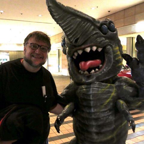 Happy bday to one of the greatest directors of all time, Guillermo Del Toro! 