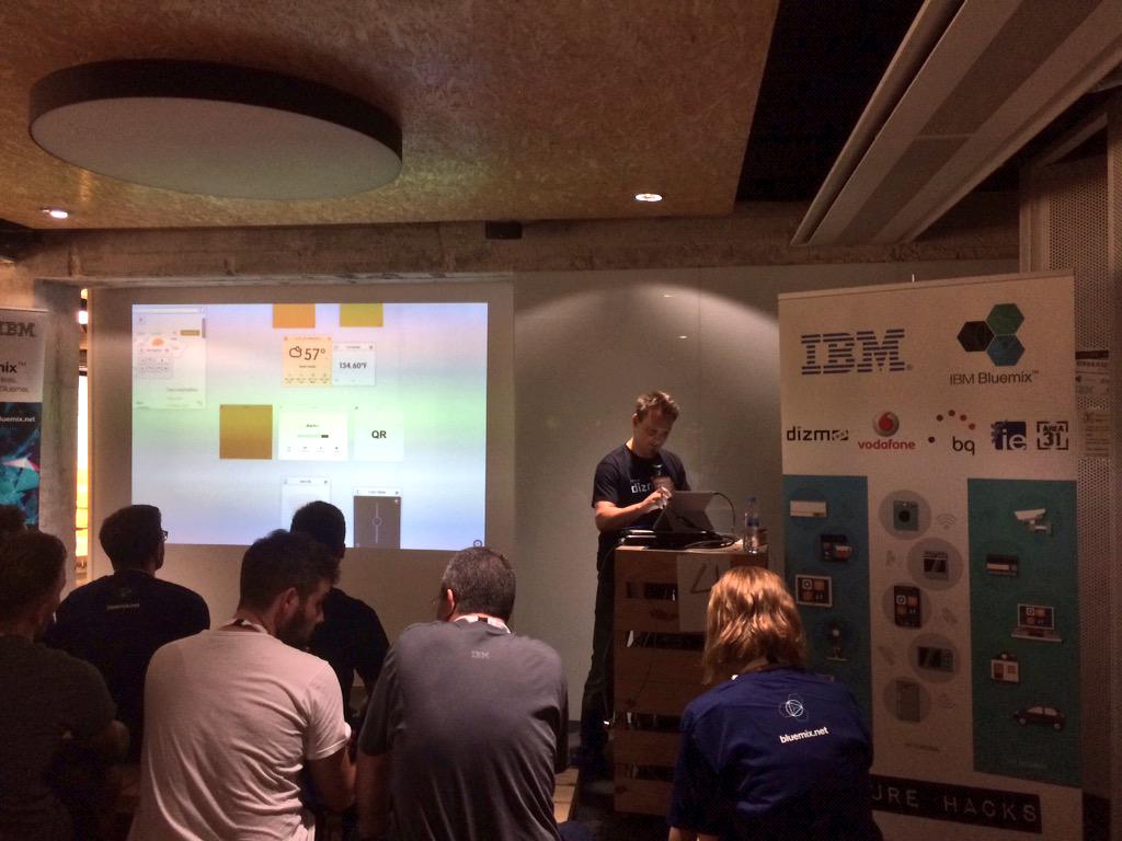 lambiris's tweet image. Fan de la visión que tienen los @dizmos acerca del #InternetOfThings. #futurehacks