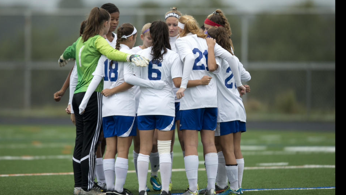 MonicaDIppolito's tweet photo. .@_CHSsport earned its 3rd consecutive #countywin Thursday. RECAP: http://t.co/zvP5PMX1XS #HoCoGirlsSoccer http://t.co/mvcC1ZBE1C