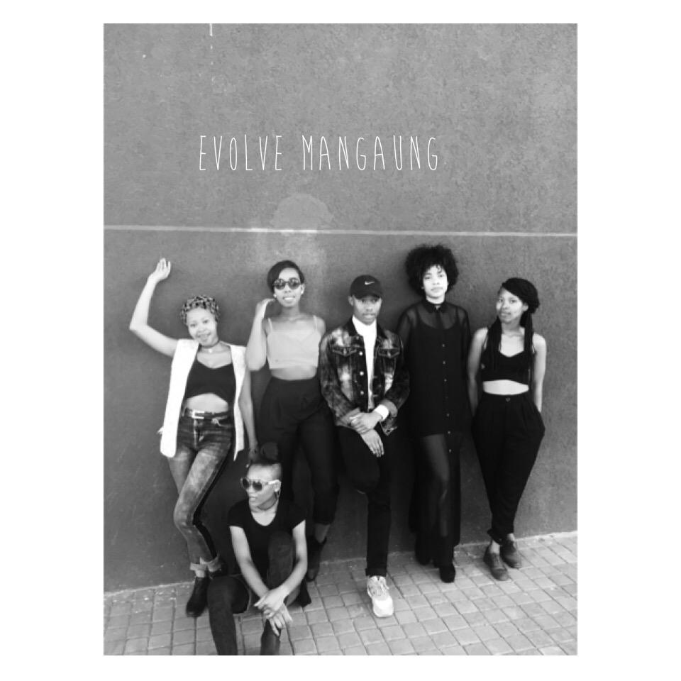 ncebi_muhlez's tweet photo. @evolvemangaung 😉 http://t.co/92jE8zwWs5