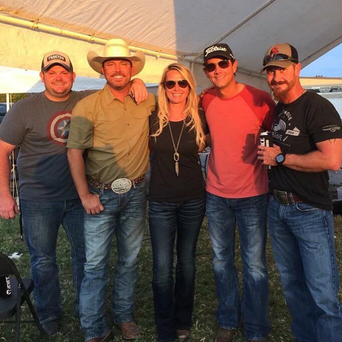 AshleySchickTX's tweet photo. Had an amazing time at the Reveille Call BBQ! Love these gents! @jameslannmusic @WatchChad @JeffMilesY100 #JeffKyle http://t.co/7smc9c3mOW