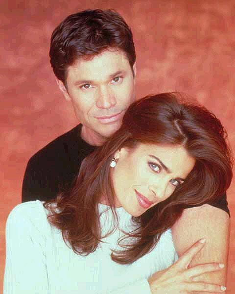 Days50Years's tweet photo. RT IF YOU CAN'T WAIT FOR BO AND HOPE TO REUNITE #Days50 @peterreckell @KJAlfonso http://t.co/z2101w6llP