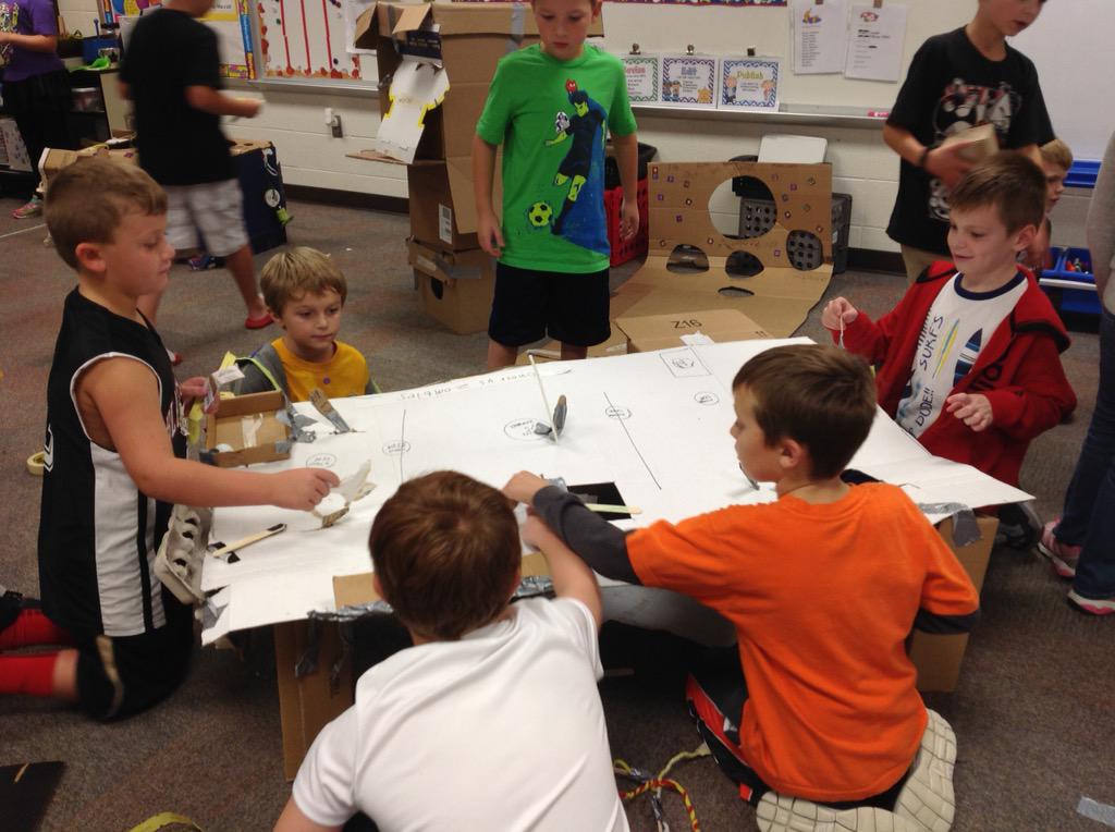 3rd grade inventors/creators/problem solvers!@hinklecreek <a href="/TeacherFitz3/">Tammi Fitzgerald</a> <a href="/NobSchools/">Noblesville Schools</a> #CardboardChallenge