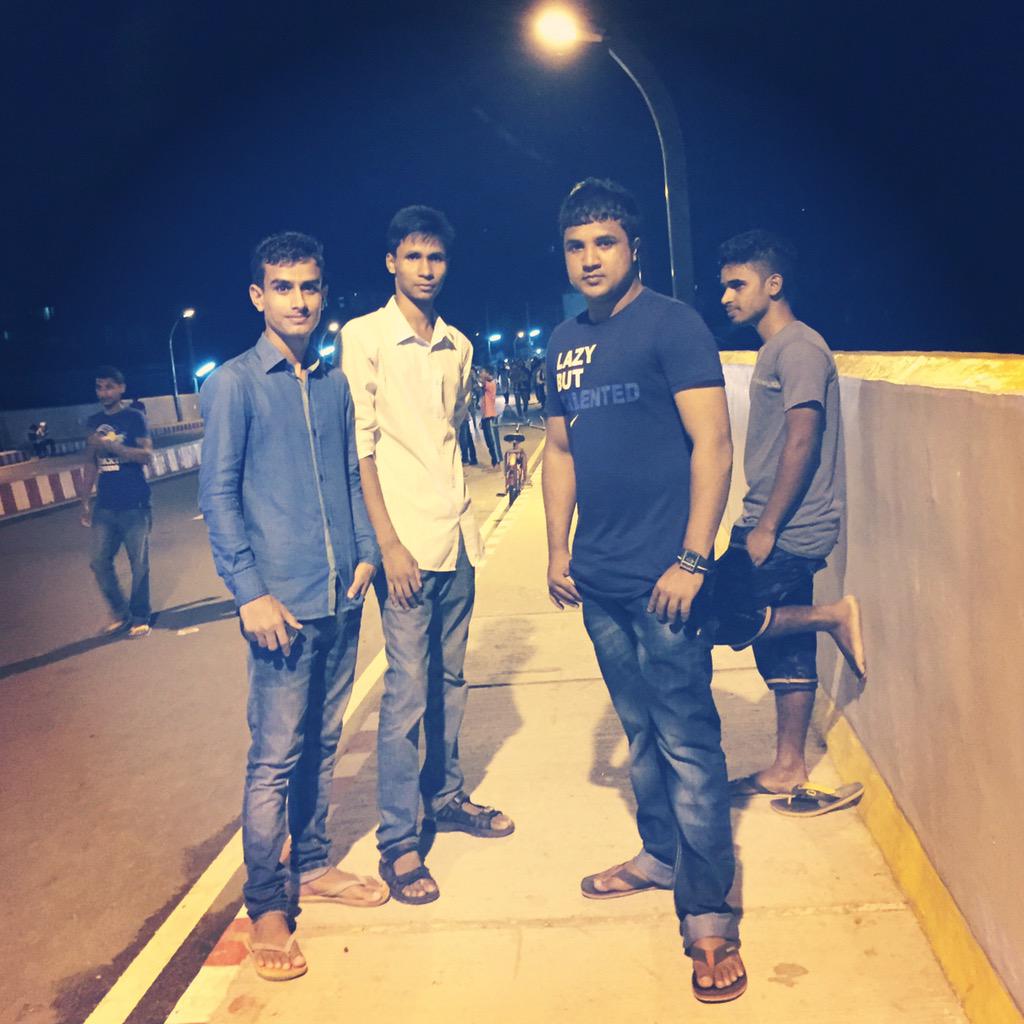 mathikurrahman's tweet photo. with #Jahid_Jon_Saymon. http://t.co/OFU1ML81rB