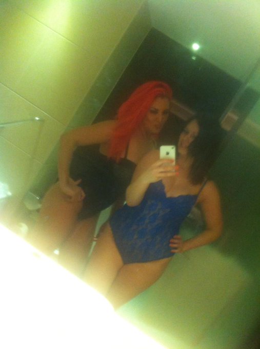 Me and @EllexxxPharrell 😘 on cam really late and really filthy xx http://t.co/DybjklifSq<a class="tags" href="/tag/ellexxxpharrell">@ellexxxpharrell</a><a href="/tag/natural"class="tags"><span>#natural</span></a><a href="/tag/milf"class="tags"><span>#milf</span></a>