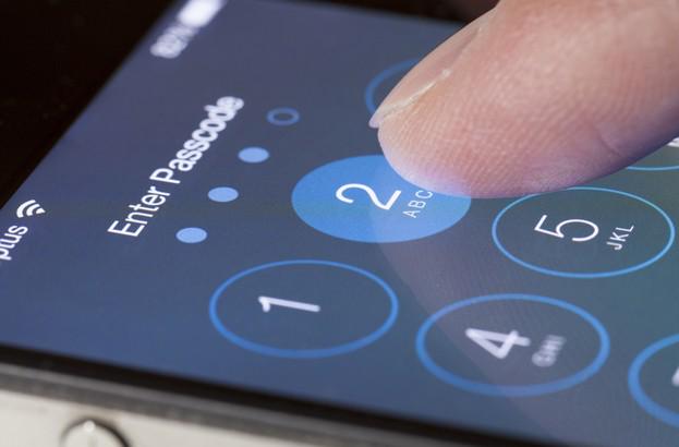 aloknyc's tweet image. Smartphone thieves face tougher sentencing in the UK via @ESET ow.ly/TejeV