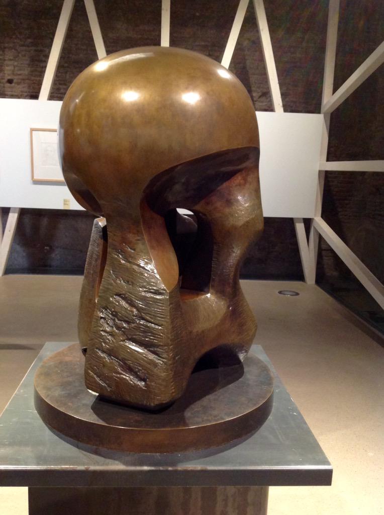 mariadicuonzo1's tweet photo. #Roma
#TermeDiDiocleziano
#mostra #HenryMoore
Oggetto atomico (modello di lavoro per energia nucleare )
#photo9 http://t.co/ihhErZCaIm
