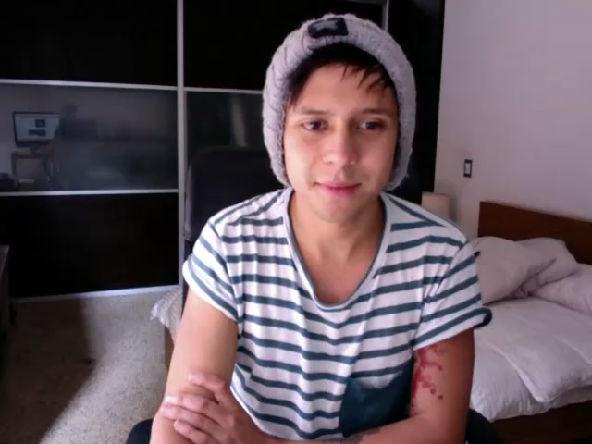 NoviadelBau's tweet photo. 🔴 VIVO @Soymarioruiz esta vivo en #YouNow - https://t.co/Y7oMsrs43d http://t.co/JkLRUbX8rT