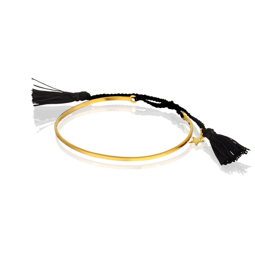 jiyajewellery's tweet image. Mine's a skinny, that's cuff I mean.  Just released @jiyajewellery gold cuffs.
#getcuffed#weekend#girlsonthetown